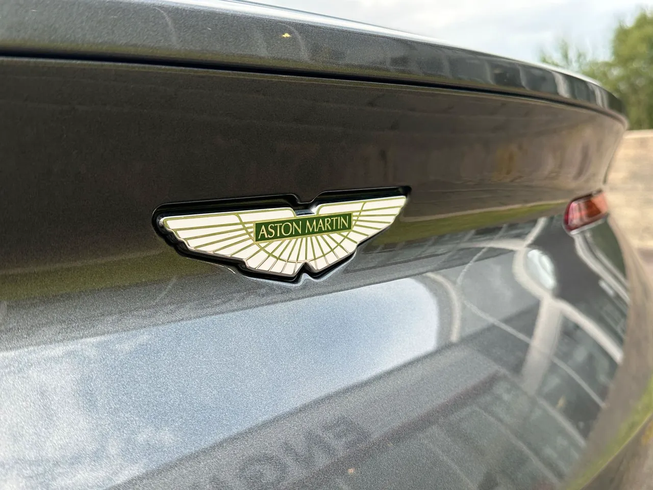 Vehicle image 23