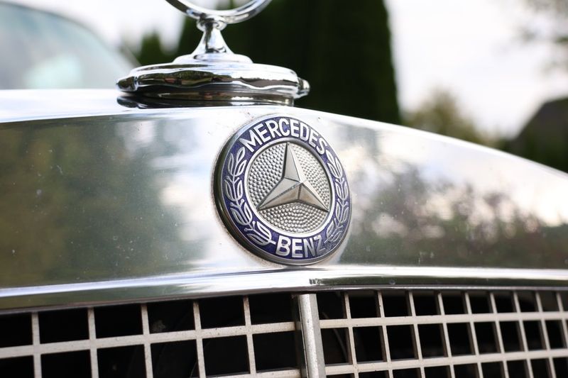 Mercedes 280 bild 24