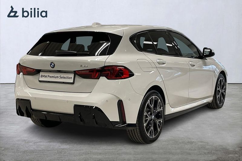 BMW 120 bild 16