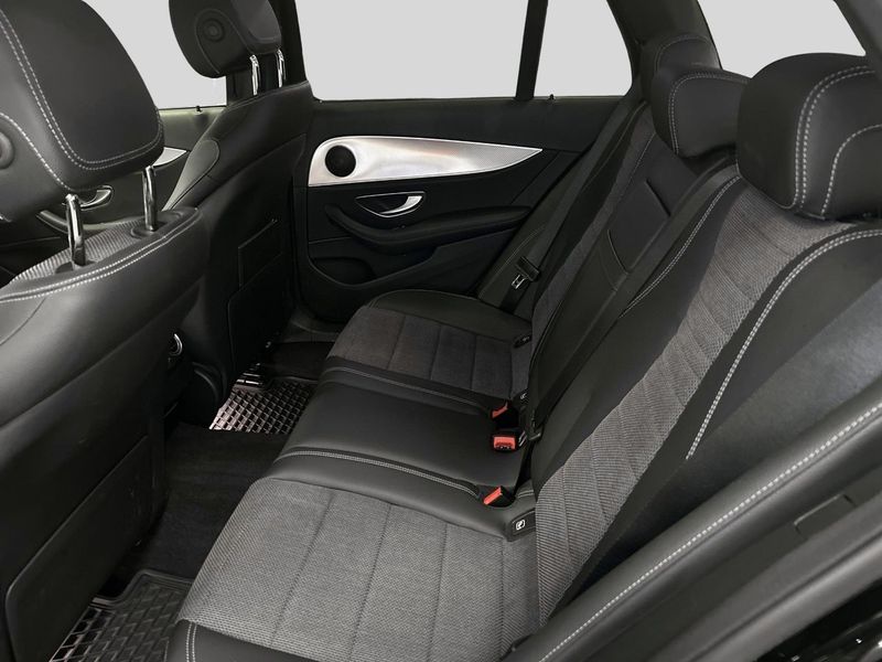 Mercedes E220 bild 9
