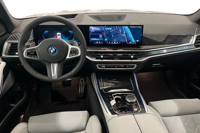 BMW X5 bild 8