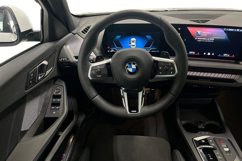 BMW 120 bild 9