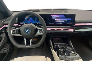 BMW 530 bild 8