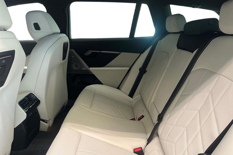 BMW 530 bild 11