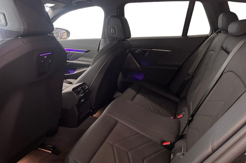 BMW 530 bild 11