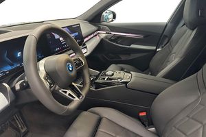 BMW 530 bild 12