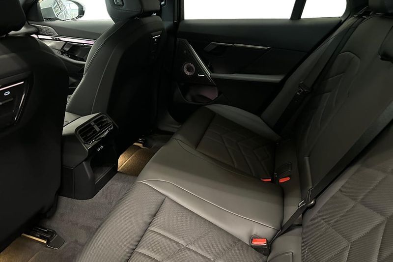 BMW 530 bild 11