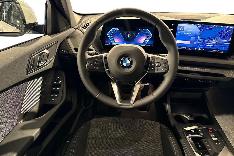 BMW 120 bild 9