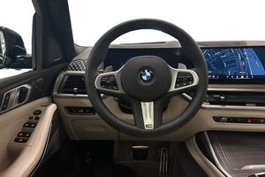BMW X7 bild 9