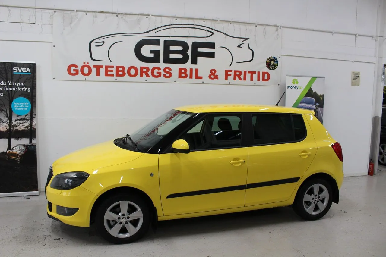 Vehicle image 1
