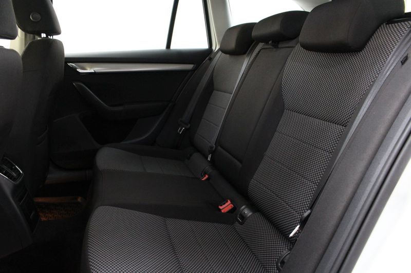 Skoda Octavia bild 15