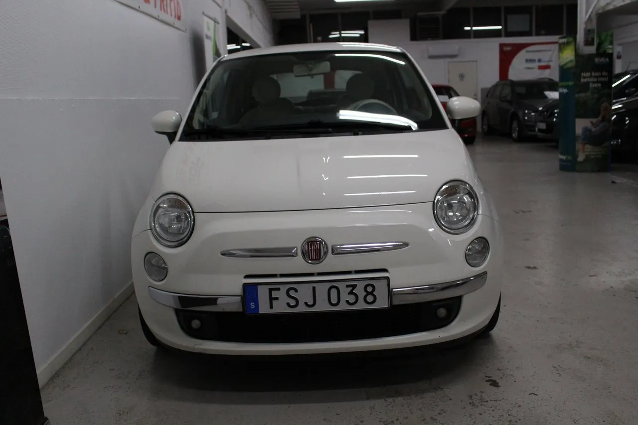 Vehicle image 8