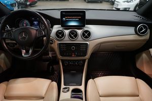 Mercedes CLA200 bild 15