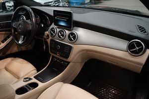 Mercedes CLA200 bild 11