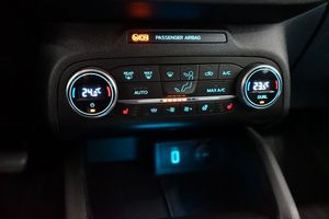 Ford Focus bild 17