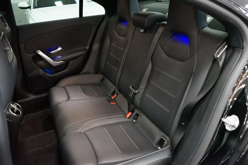 Mercedes CLA220 bild 15
