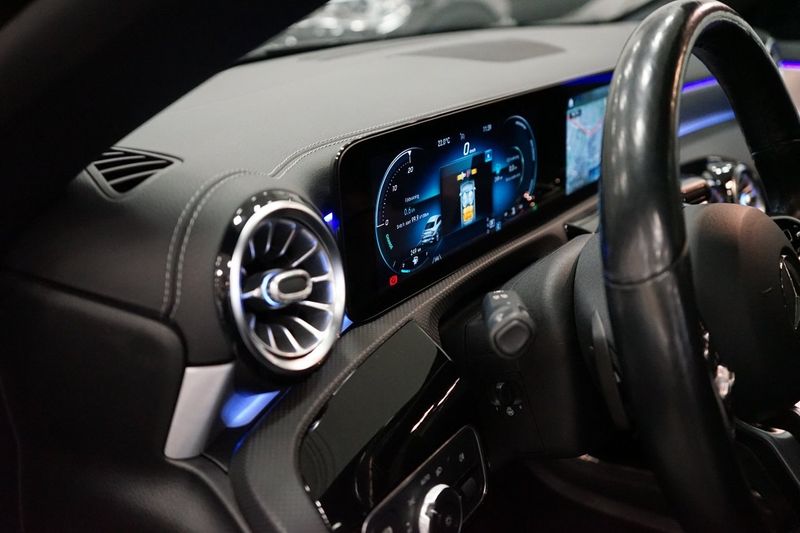 Mercedes CLA220 bild 21