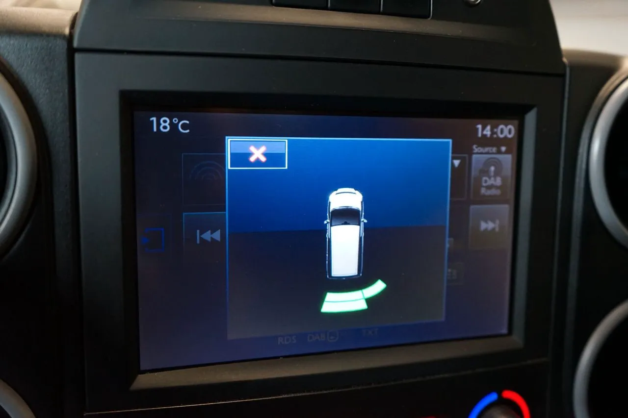 Vehicle image 11