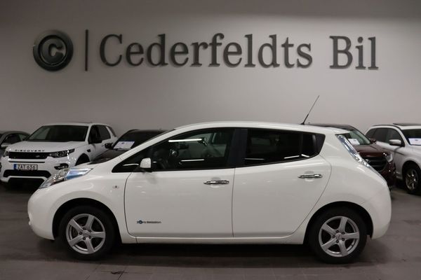 Nissan Leaf 30 kWh Navigation Backkamera 4531mil 109hk - 2016