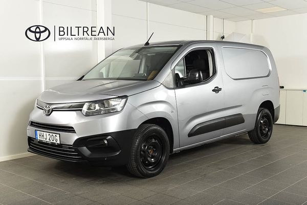 Toyota Proace Long 1.5D Auto Comfort D-värmare Vinterhjul - 2023
