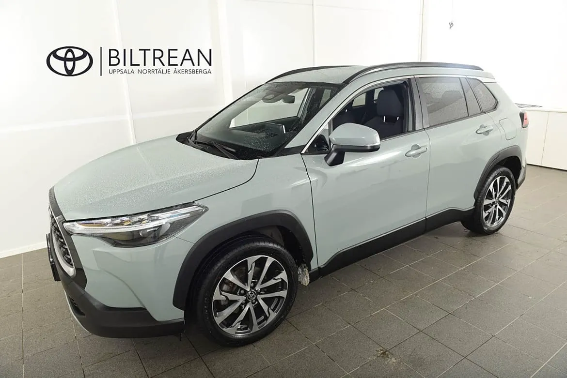Vehicle image 16