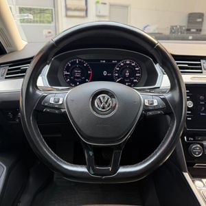 Volkswagen Passat bild 10