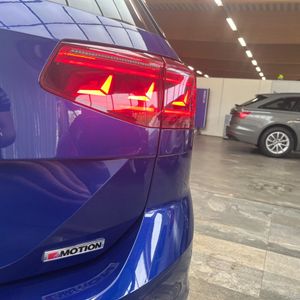 Volkswagen Passat bild 7