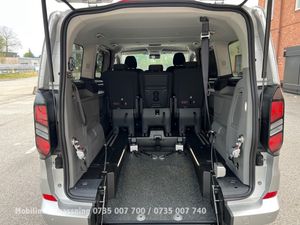 Ford Tourneo Custom bild 18