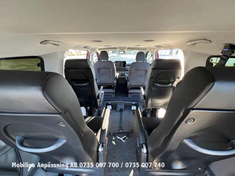 Ford Tourneo Custom bild 38