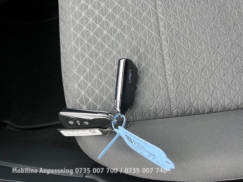 Ford Tourneo Connect bild 32