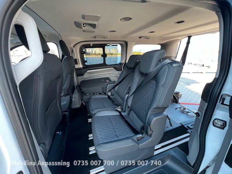 Ford Tourneo Custom bild 18