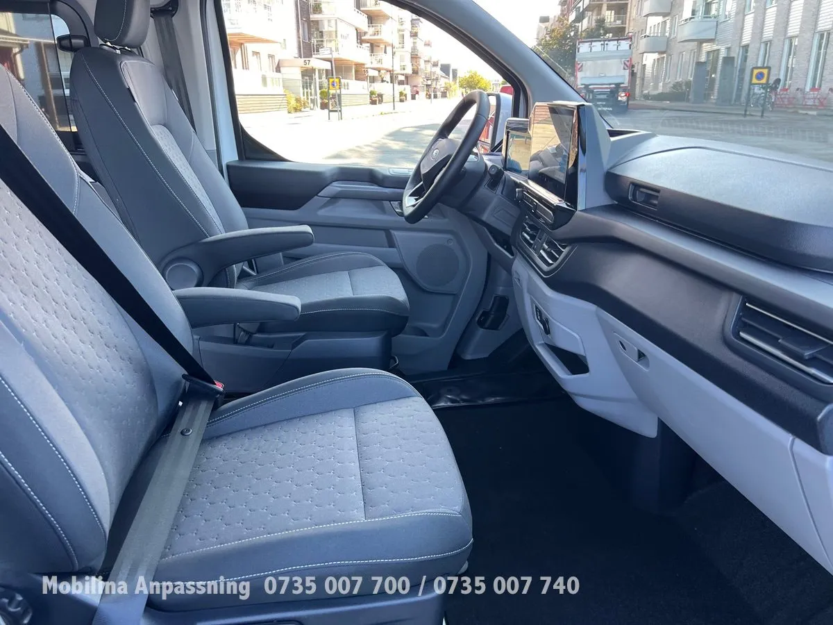 Vehicle image 31