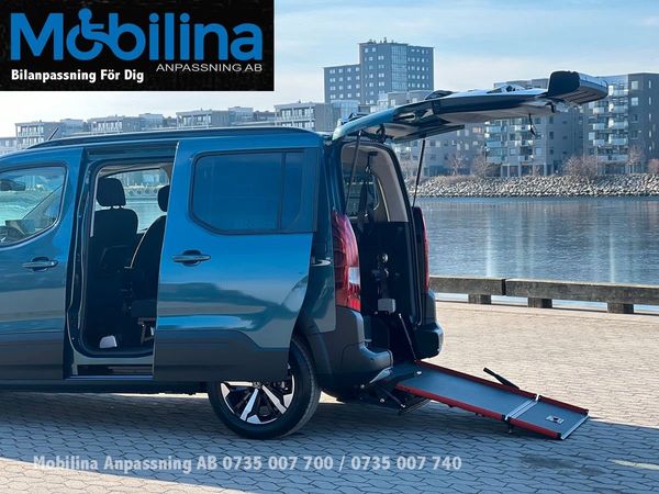 Peugeot Rifter Handikappanpassad Rullstolsbil - 2026