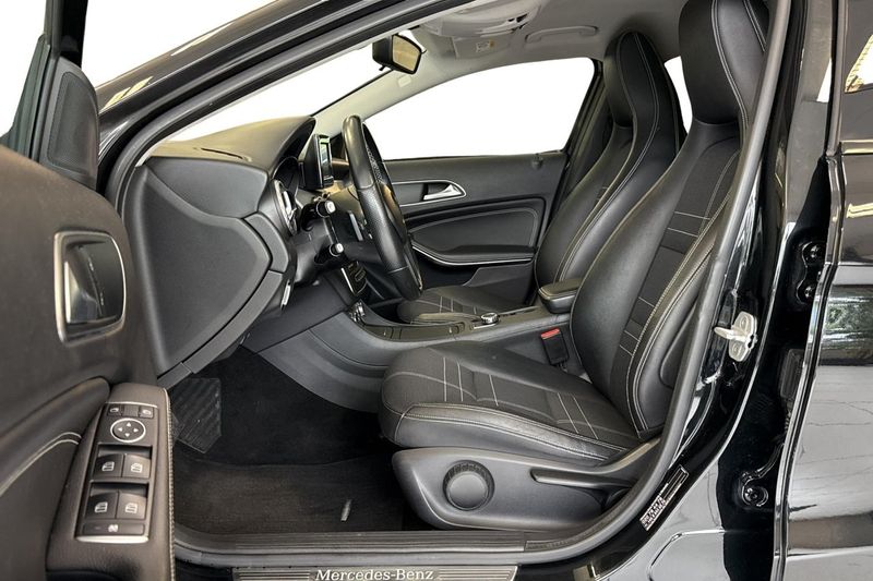Mercedes GLA200 bild 14