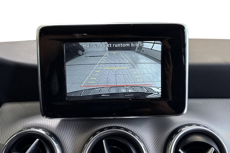 Mercedes GLA200 bild 24