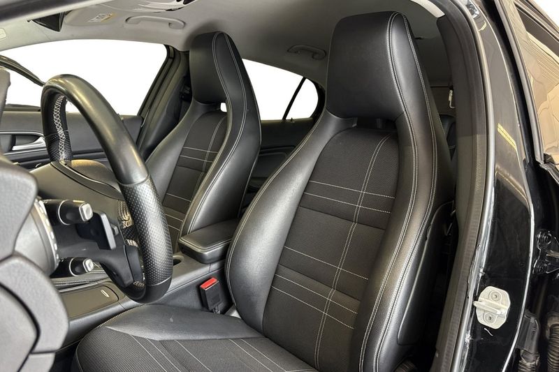 Mercedes GLA200 bild 30