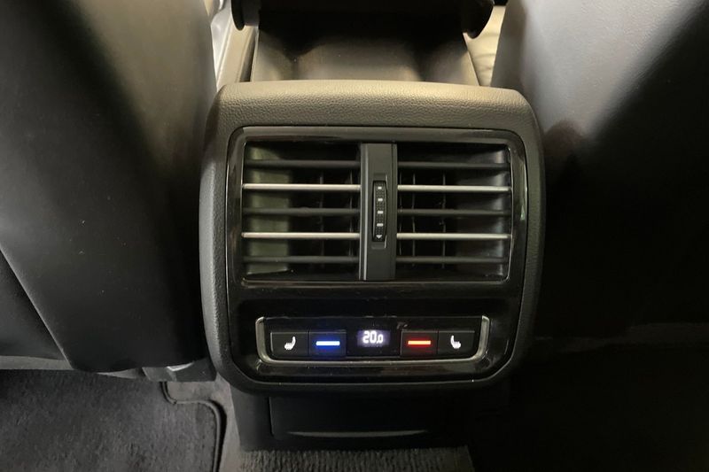 Volkswagen Passat bild 21