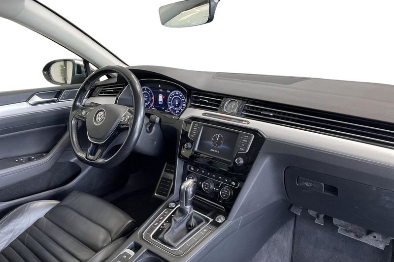 Volkswagen Passat bild 17