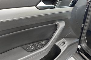 Volkswagen Passat bild 22
