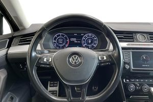 Volkswagen Passat bild 13