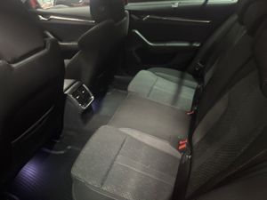 Skoda Octavia bild 5