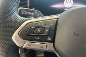 Volkswagen Passat bild 24