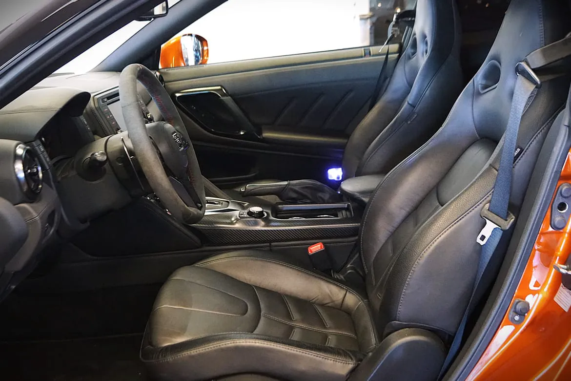 Vehicle image 21
