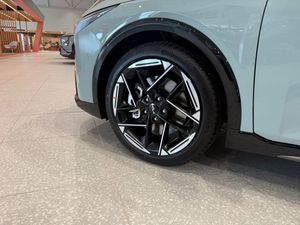 Kia K4 bild 12