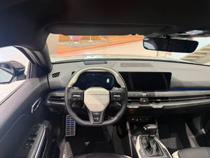 Kia K4 bild 9
