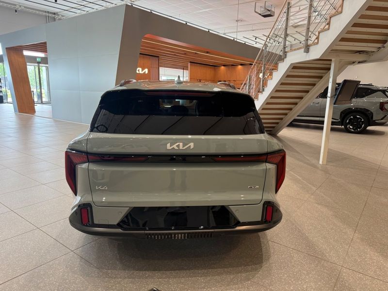 Kia K4 bild 3