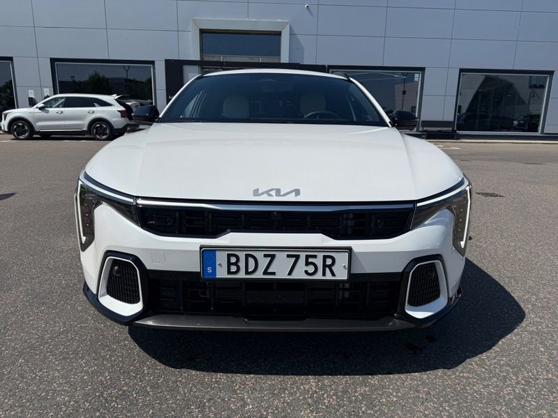 Kia K4 bild 6