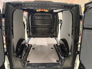 Kia PV5 bild 7