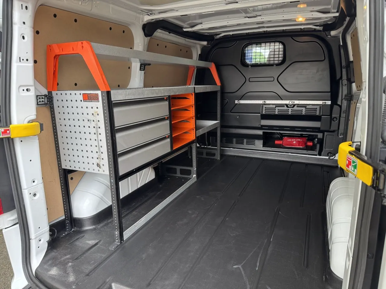 Vehicle image 13