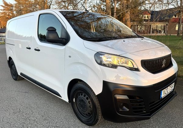 Peugeot e-Expert 100% EL, Skåp L2 med Dubbelgolv + Lådor - 2023